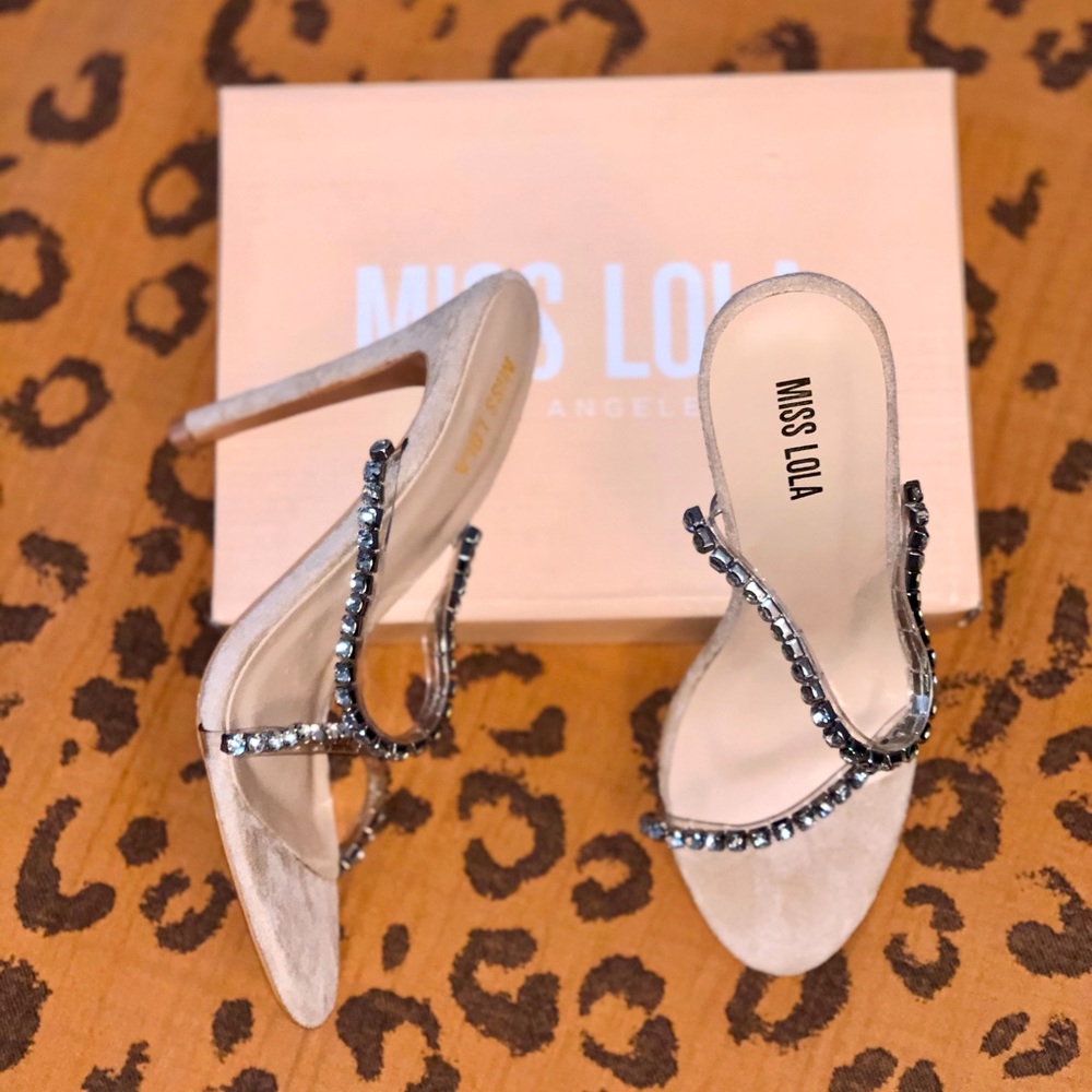 Size 7 Miss Lola Heels